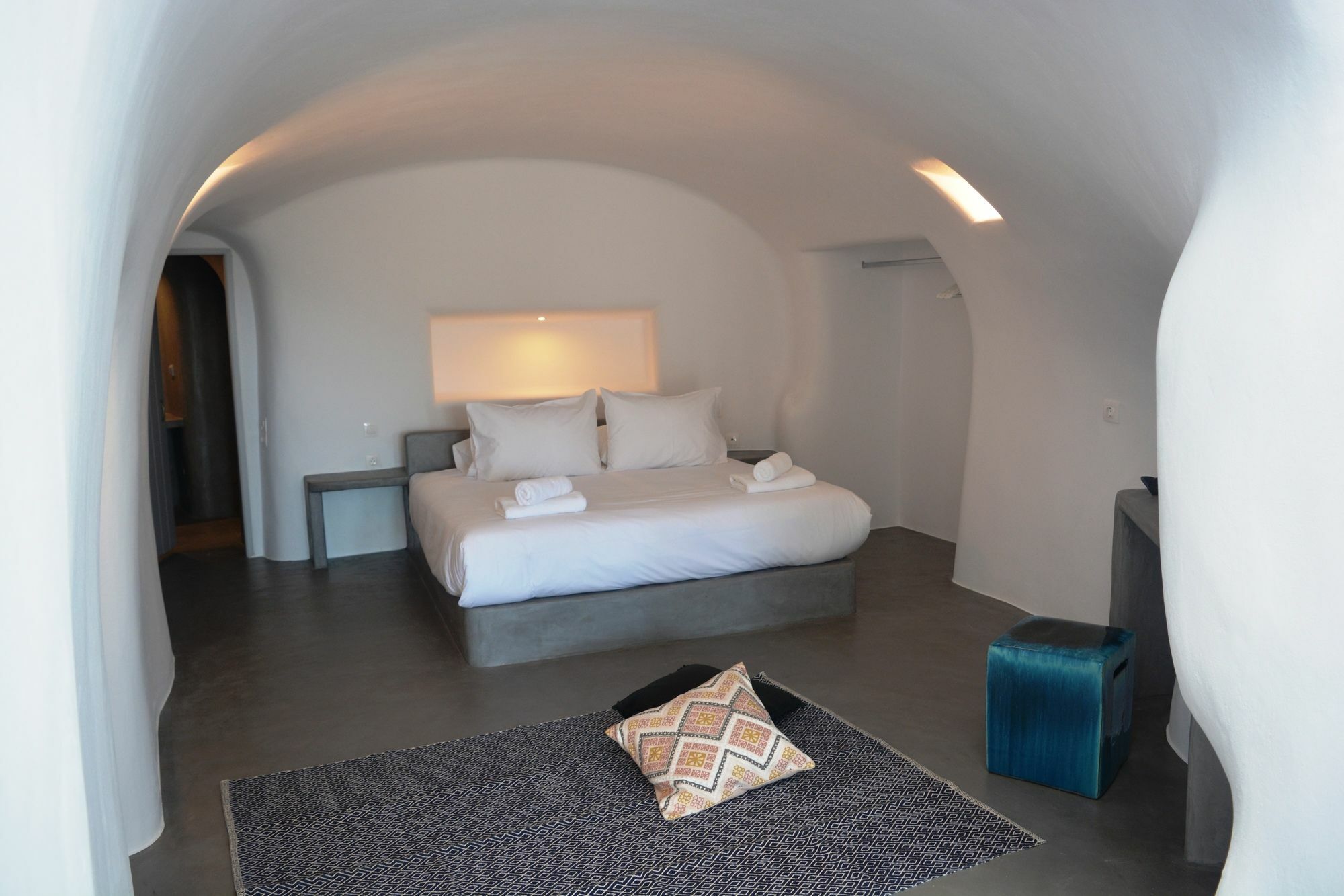 Hotel Elysian Santorini à Oia  Extérieur photo