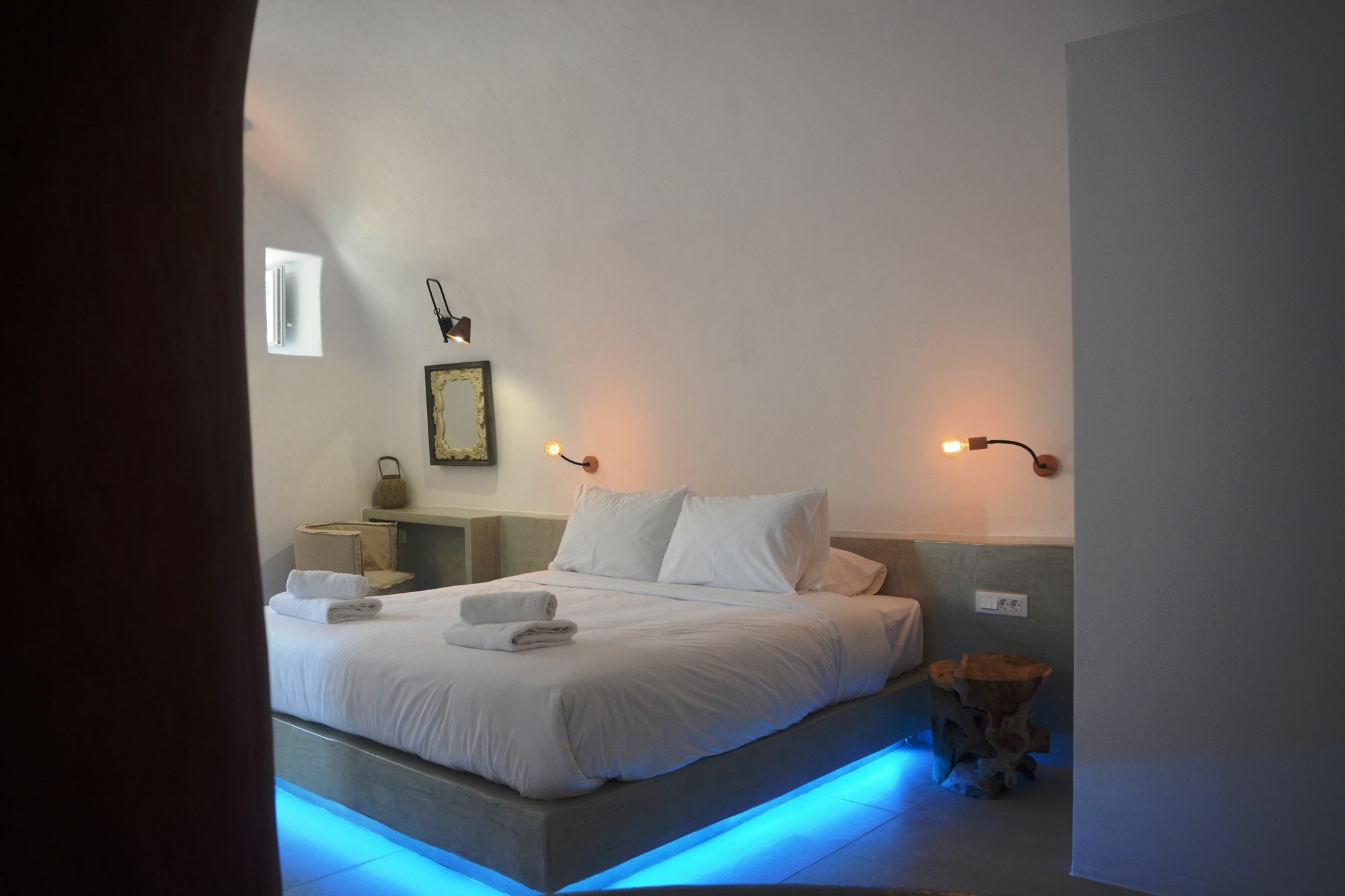 Hotel Elysian Santorini à Oia  Extérieur photo