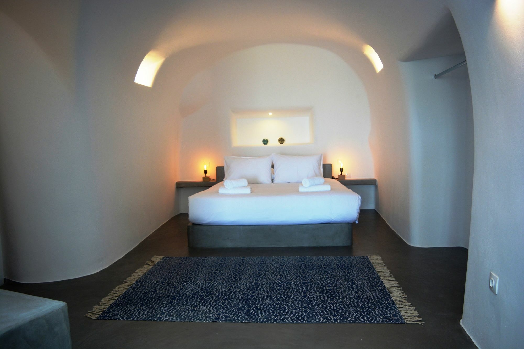 Hotel Elysian Santorini à Oia  Extérieur photo